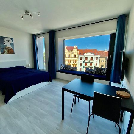 פלזן Cozy Studio With Garage In The City Center מראה חיצוני תמונה